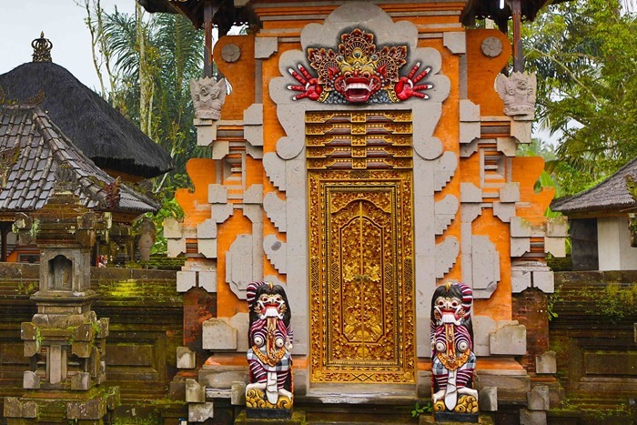2013 03 24 Bali Temple _-11
